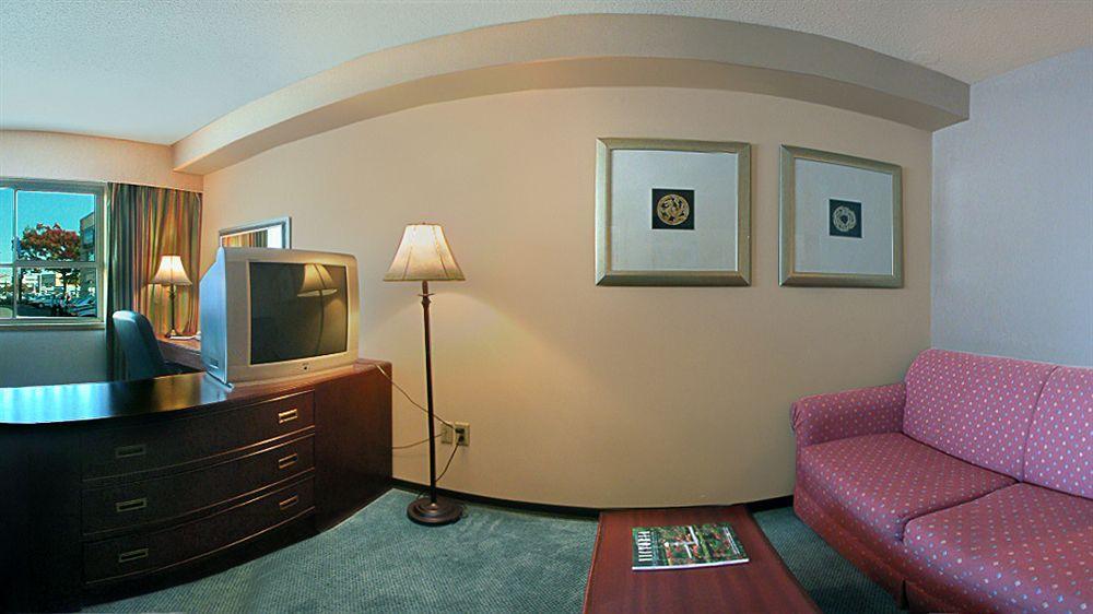 Red Lion Inn And Suites Victoria Saanich Luaran gambar