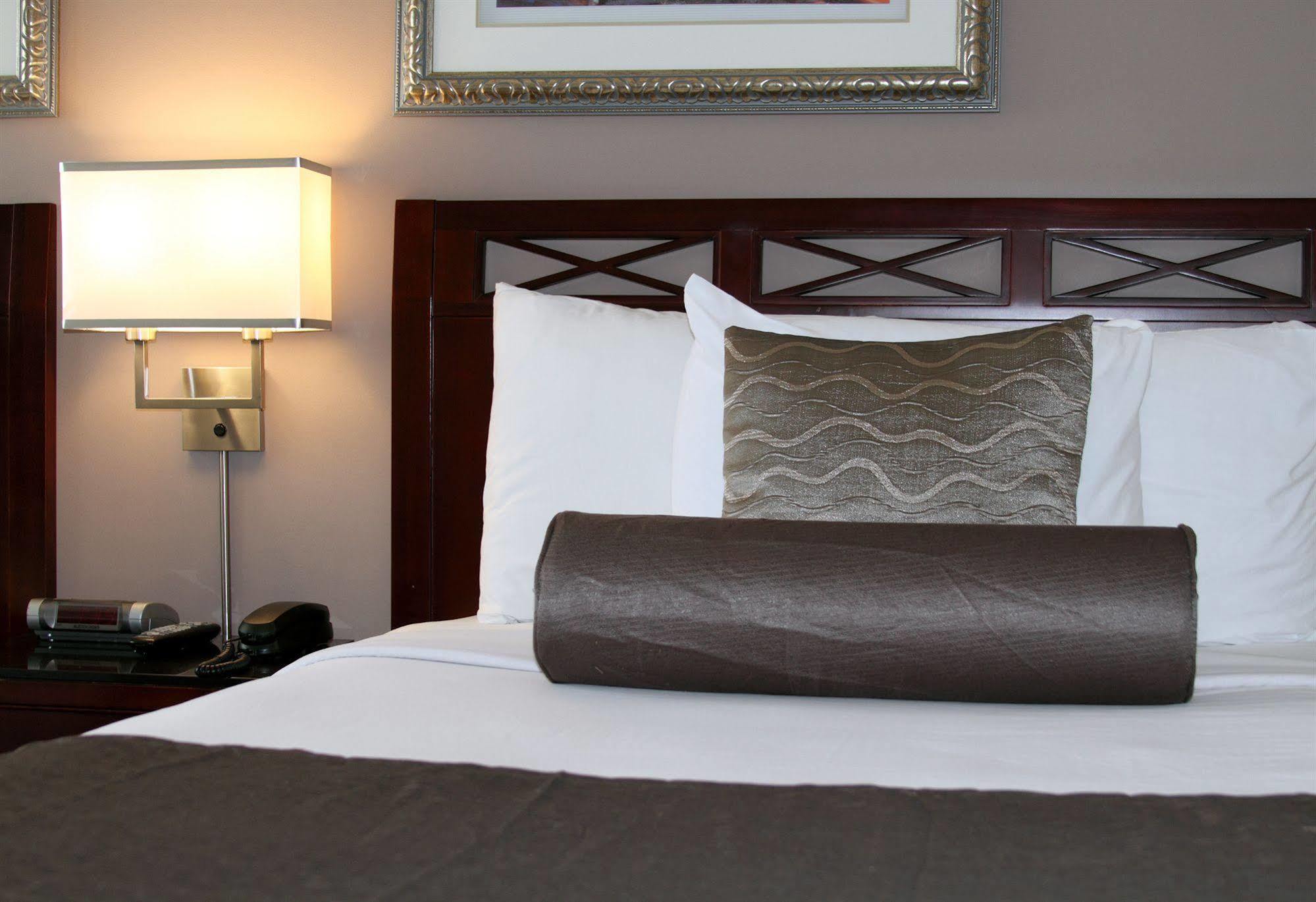 Red Lion Inn And Suites Victoria Saanich Luaran gambar