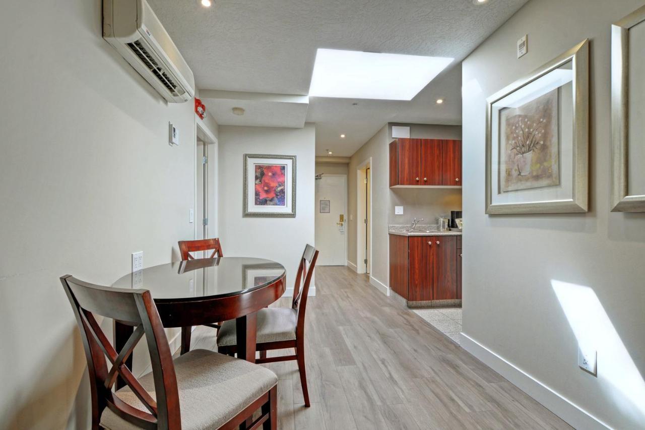 Red Lion Inn And Suites Victoria Saanich Luaran gambar